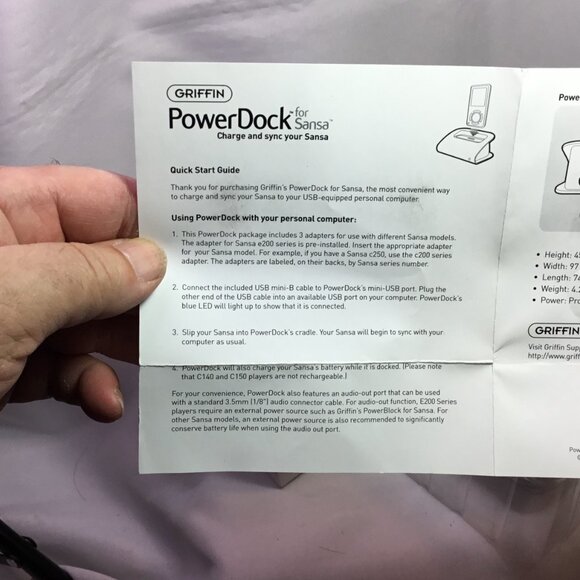 Griffin Powerdock For Sansa New In Package - Picture 5 of 6